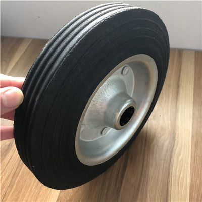 roues 8x2 en caoutchouc solides pour les pneus en caoutchouc solides de hub en acier de chariots pour le chariot