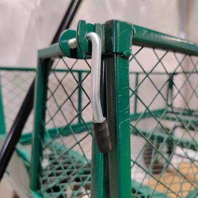 Manipulation des matériaux sans effort avec un panier en treillis de jardin et une seule poignée